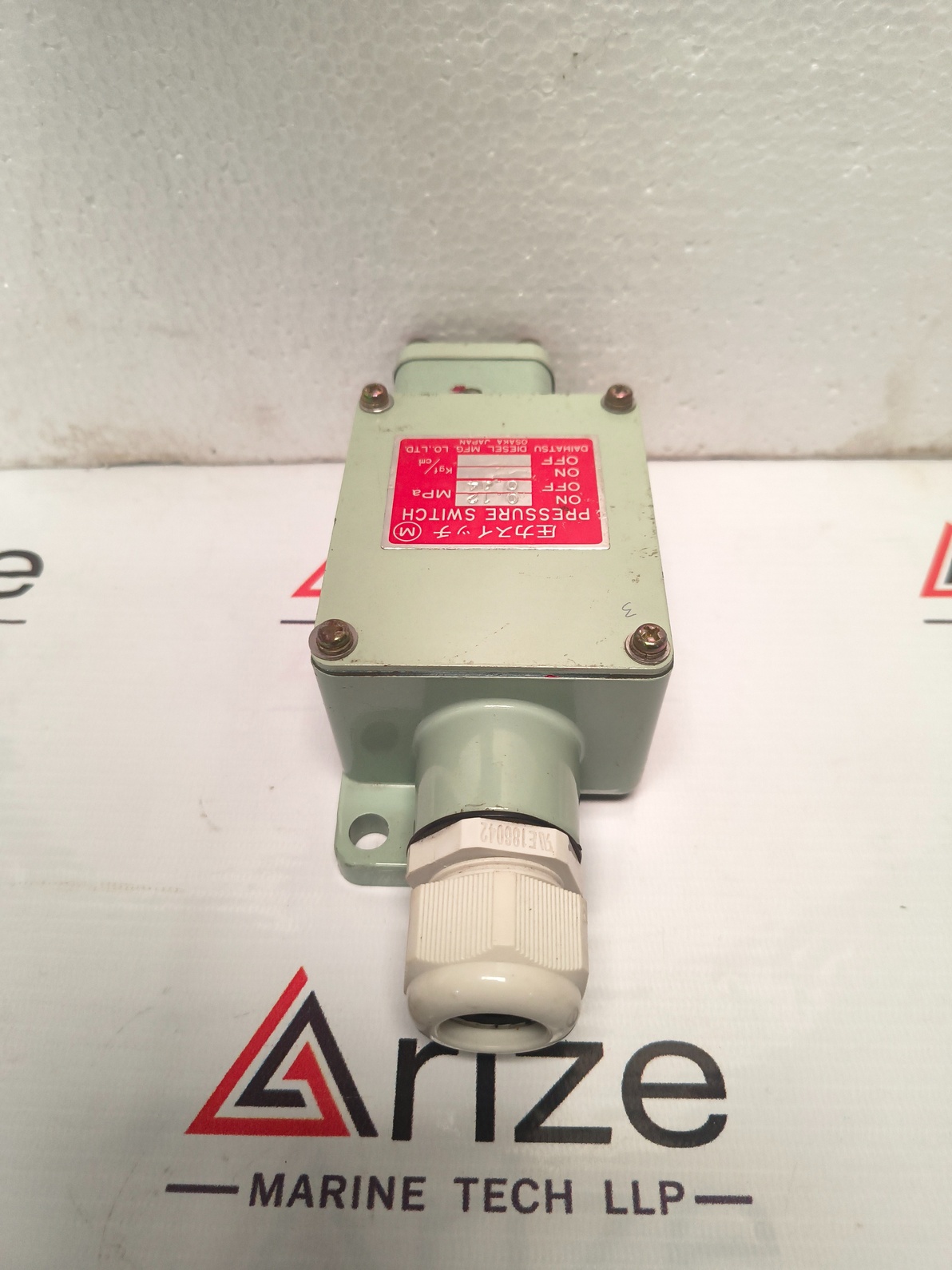 DAIHATSU DIESEL PRESSURE SWITCH 0.12 MPa NEW